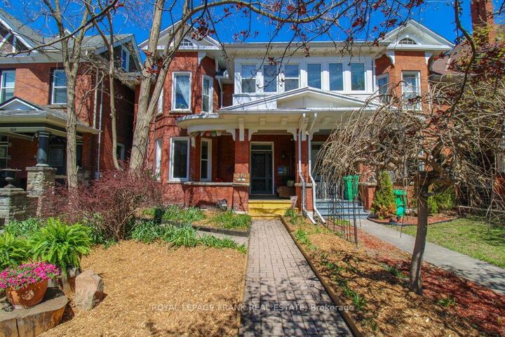 Property Photo: 210 McDonnel Street ON K9H 2V9