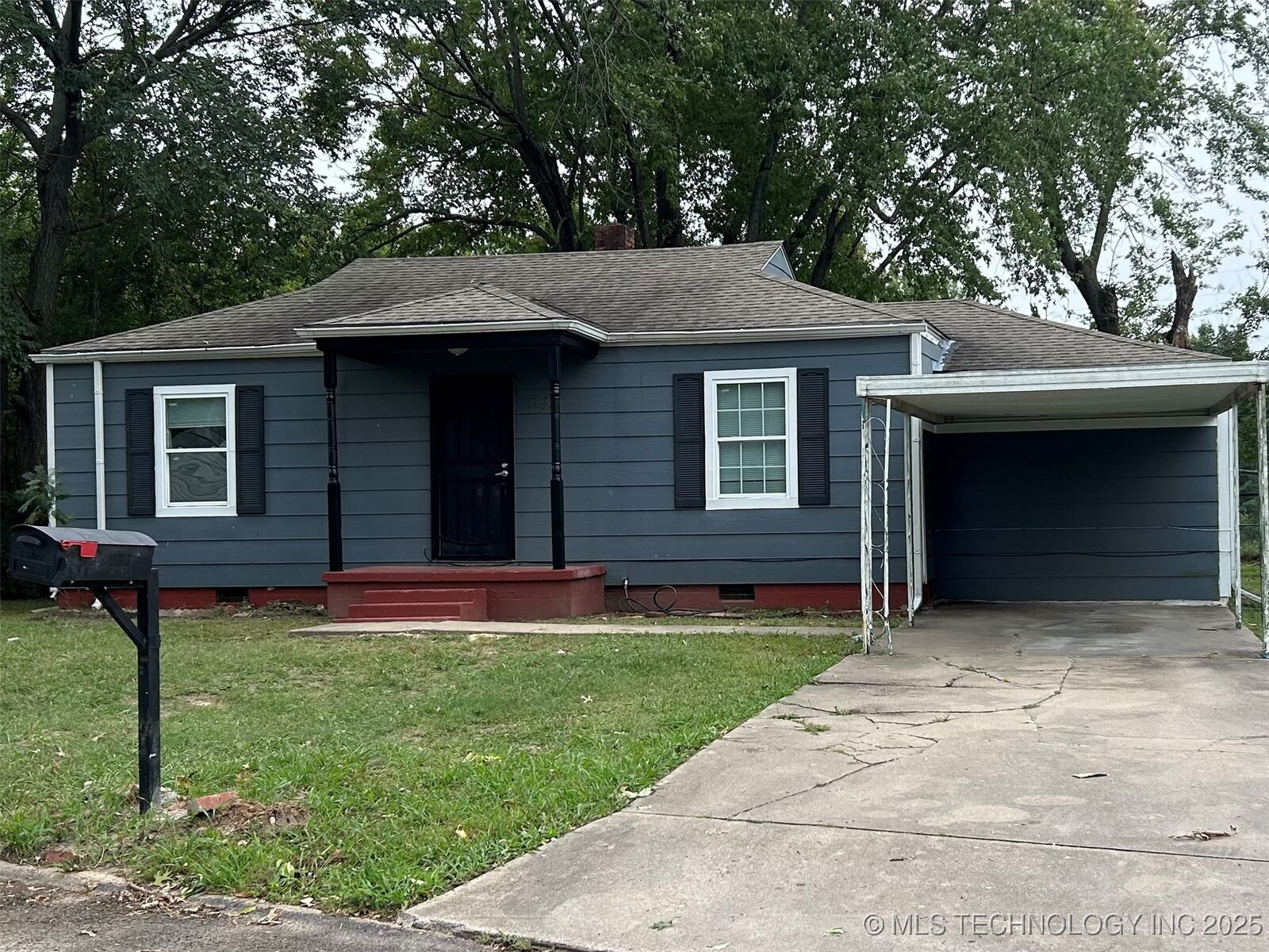 Property Photo:  1133 W Aberdeen Street  OK 74403 