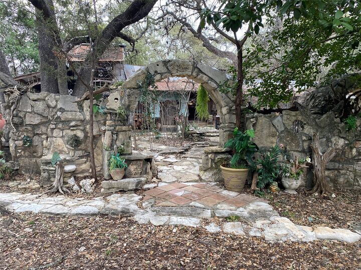 Property Photo:  207 Hub Drive  TX 78676 