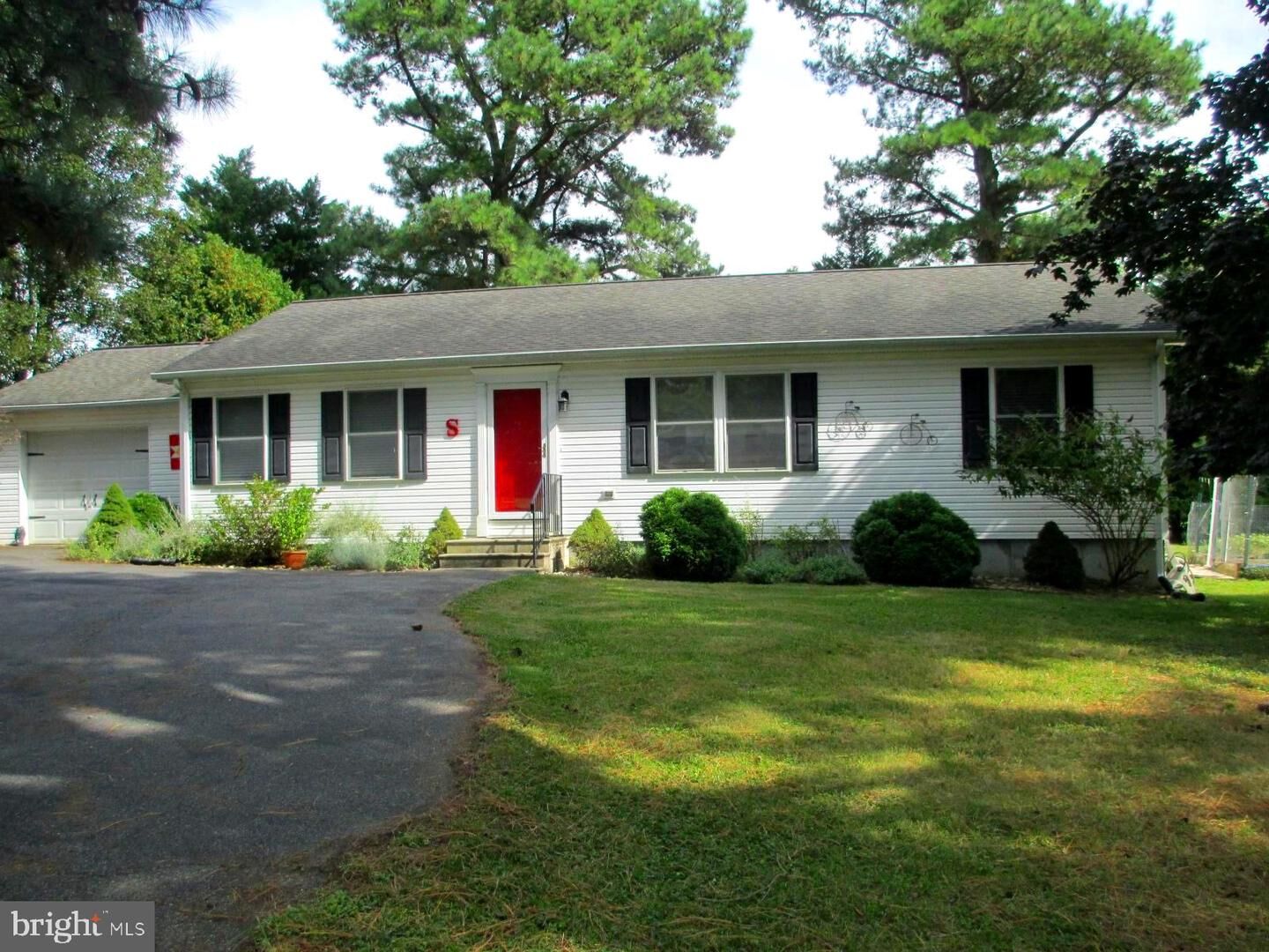 Property Photo:  13840 Duck Hollow Drive  MD 21635 
