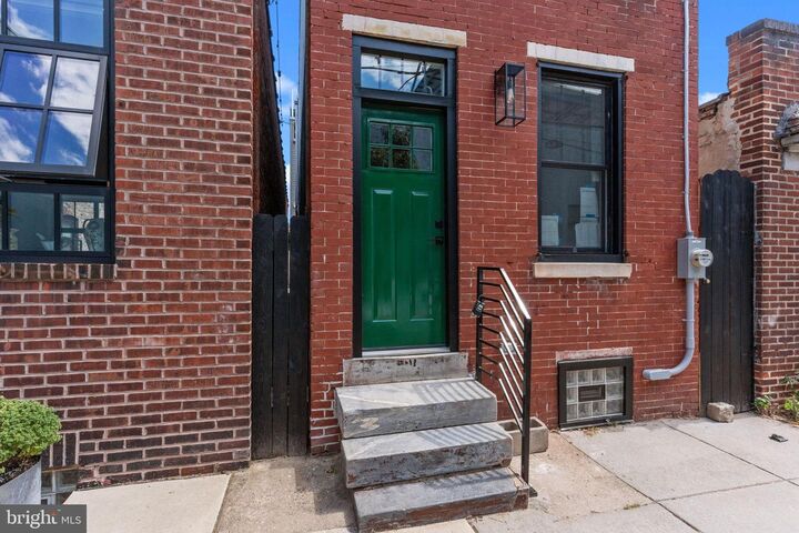 Property Photo:  1307 N Palethorp Street  PA 19122 