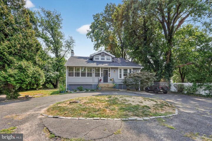 Property Photo:  1 Lakeshore Drive  NJ 08108 