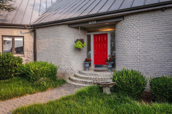 Property Photo: 1848 College Ave VA 22802