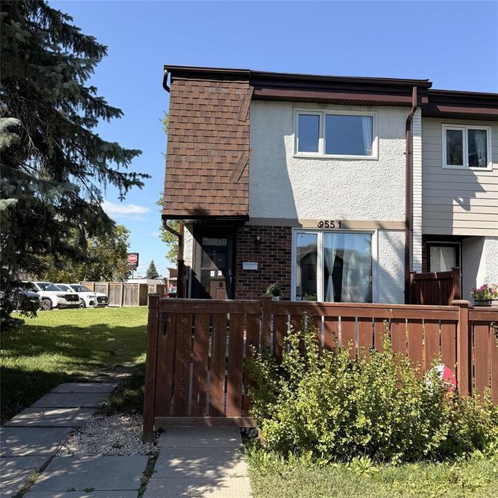 955 Summerside Avenue  Winnipeg MB R3T 4Y1 photo