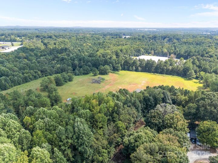 Property Photo:  701 Airport Road  NC 28147 