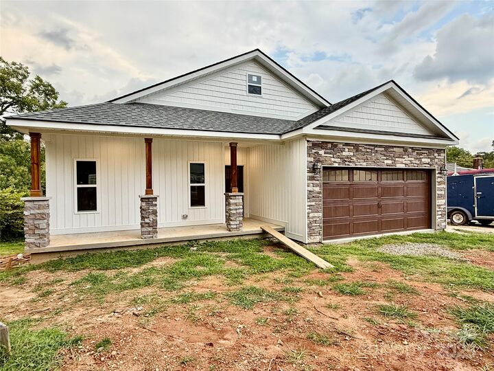385 Arlington Street  Forest City NC 28043 photo