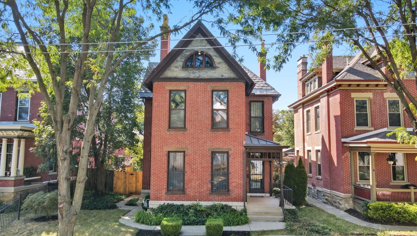 Property Photo:  277 S 17th Street  OH 43205 