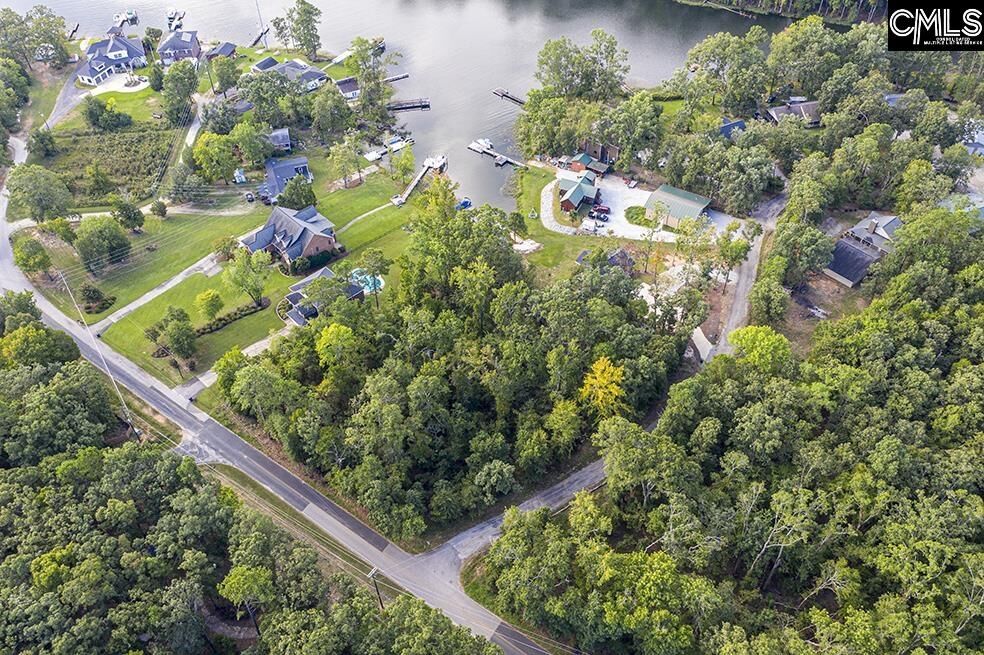 Property Photo:  Shamrock  SC 29036 