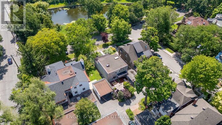 Property Photo: 5 Clemow Avenue ON K1S 2A9