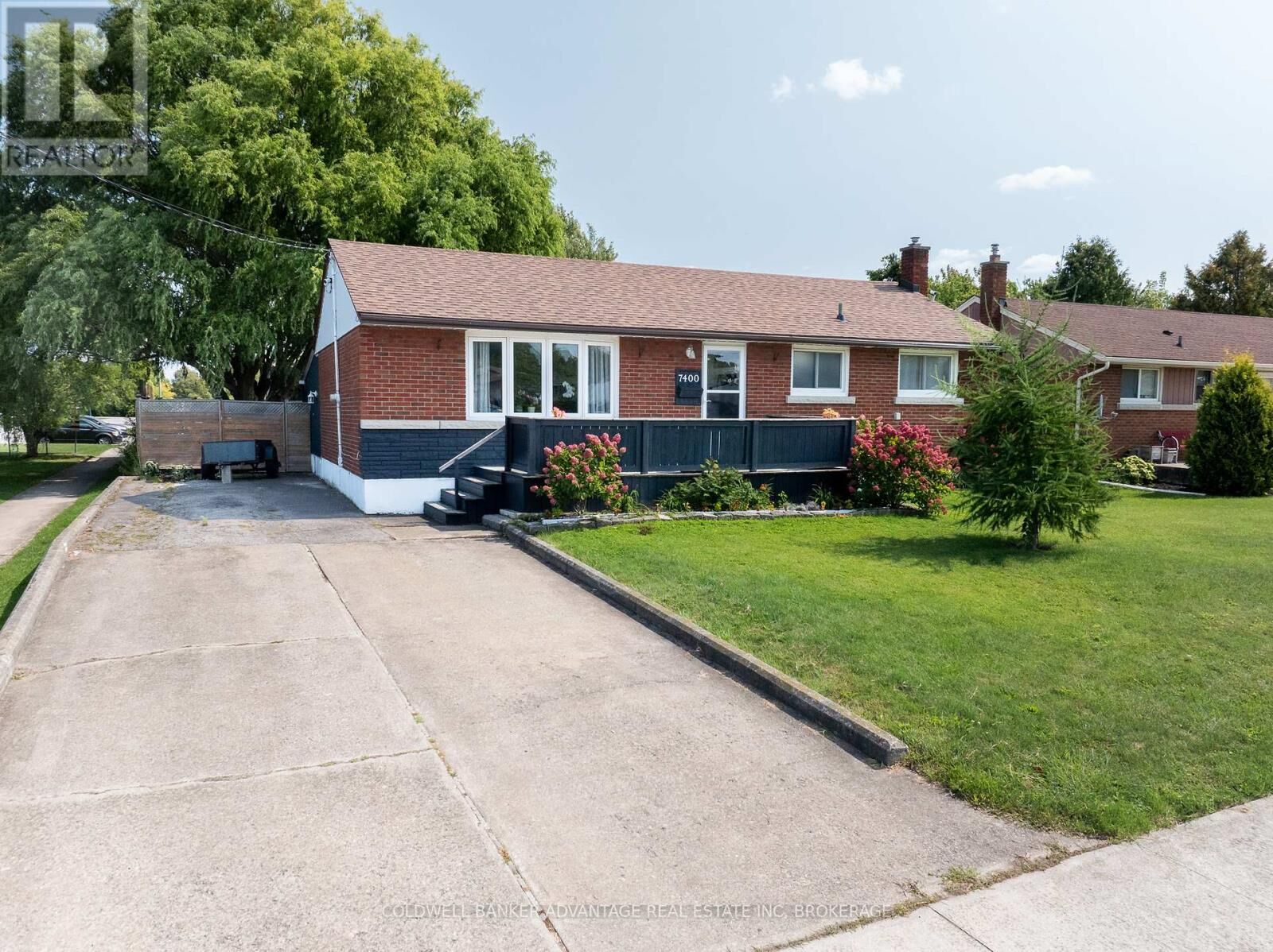 Property Photo: 7400 Merritt Avenue ON L2G 5C5
