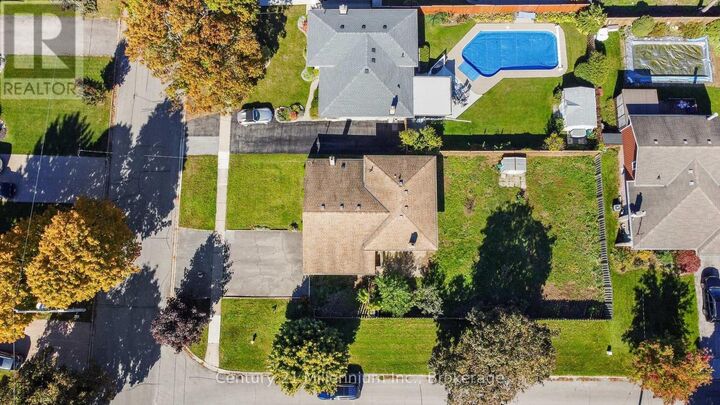 Photo de la propriété:  36 Shoreline Drive  ON L2N 3W1 