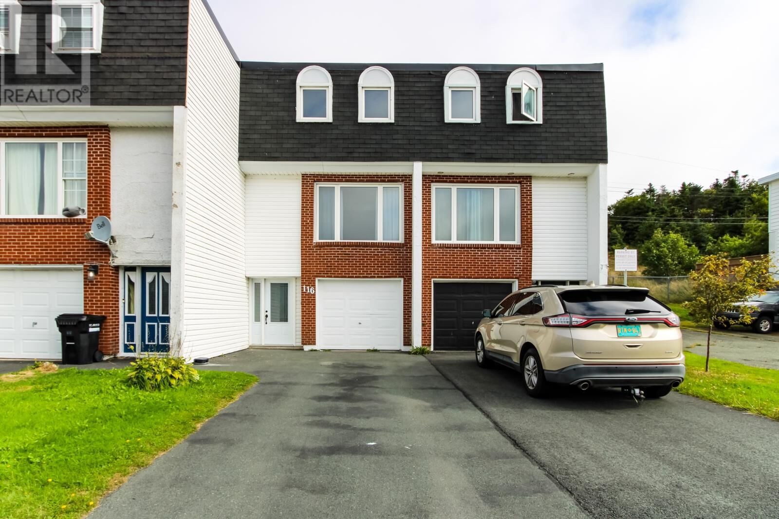 Property Photo:  116 Cumberland Crescent  NL A1B 3M5 