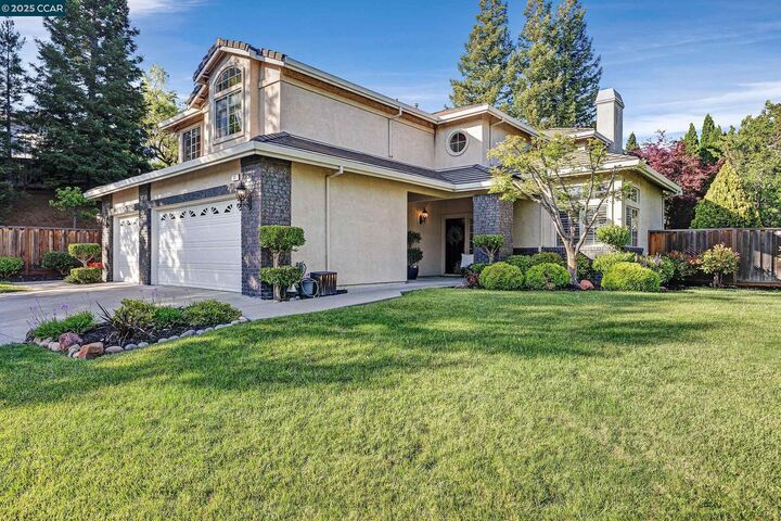 Property Photo:  100 Bedford Ct  CA 94506 