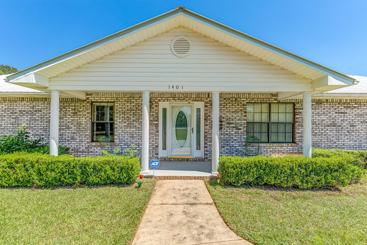 1401 Greenwood Road  Baker FL 32531 photo