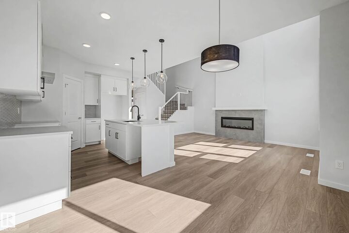 Property Photo:  6923 51 Avenue  AB T4X 3E4 