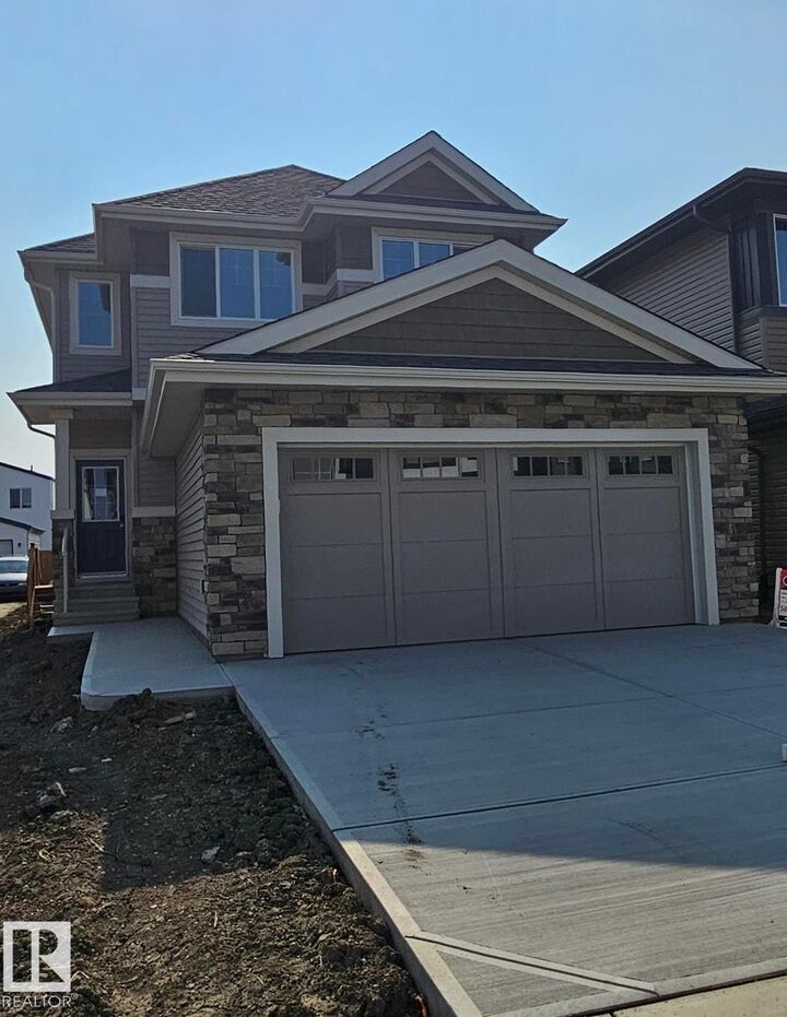 Photo de la propriété: 15679 18 Avenue SW AB T6W 5E1