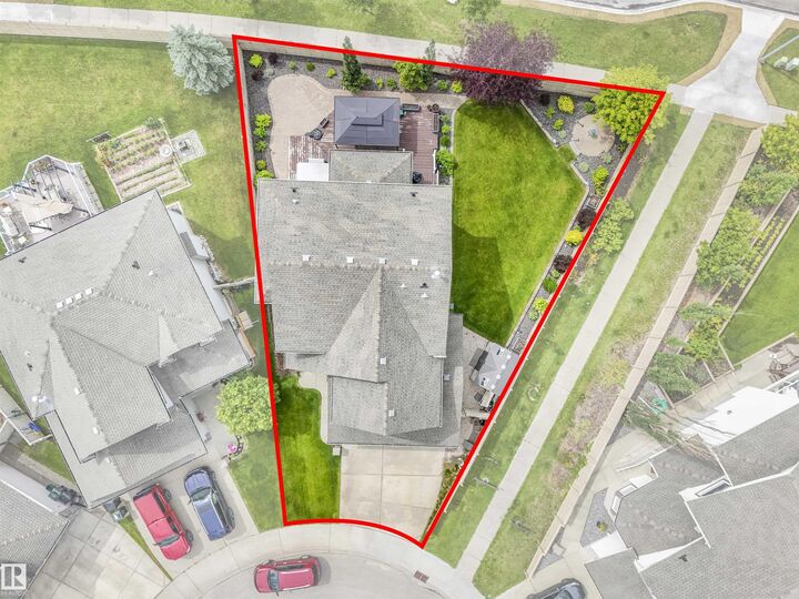 Property Photo:  55 Ridgeland Point(E)  AB T8A 6N5 