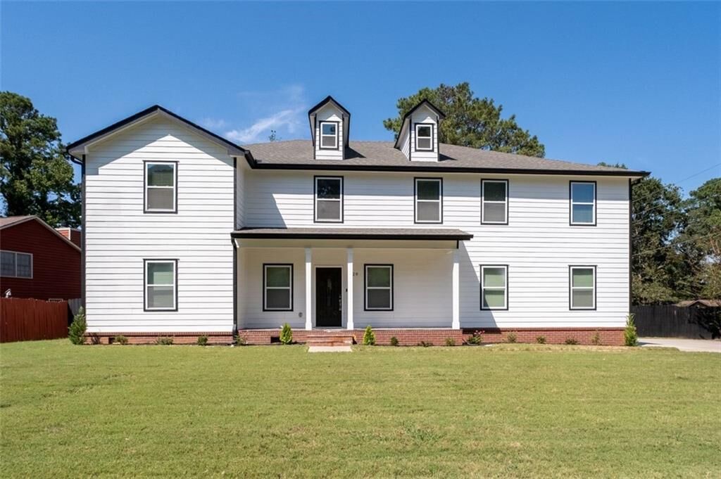 Property Photo:  529 Westminster Lane  GA 30238 