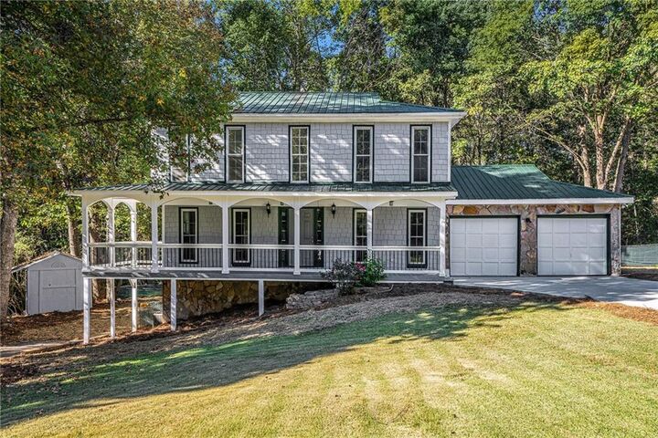 Property Photo:  1133 Willow Trace  GA 30017