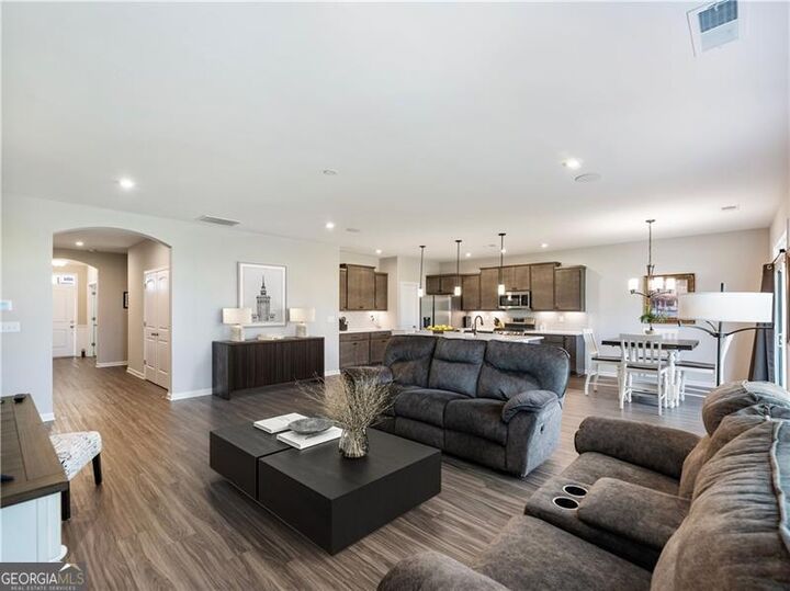 Property Photo:  627 Michigan Circle  GA 30548 