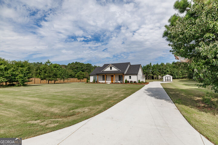 Property Photo:  105 Tim Lane  GA 30683 