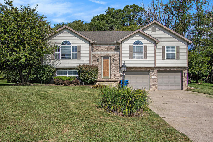 Property Photo: 246 Pixley Court IN 46385