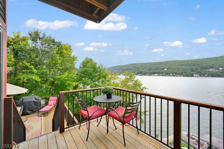 10 Van Orden Ln  Greenwood Lake NY 10925 photo