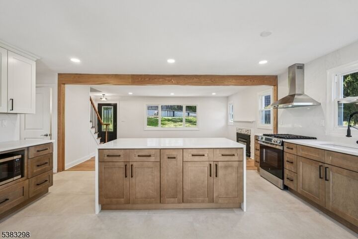 Property Photo: 4 Old Harter Rd NJ 07960