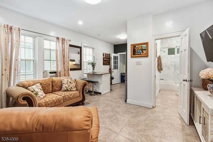 Property Photo:  726 Fay Ave 1R  NJ 07202 