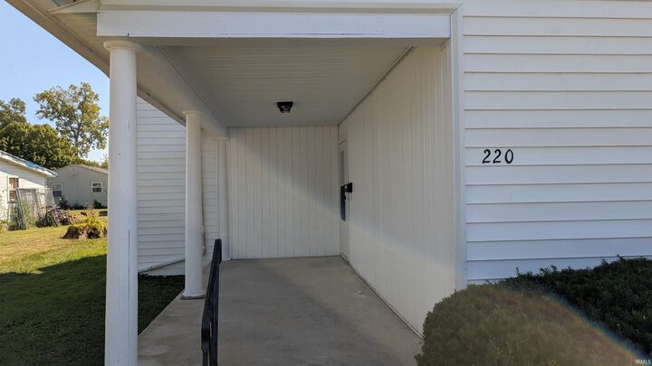 Property Photo: 220 E Monroe Street IN 47359