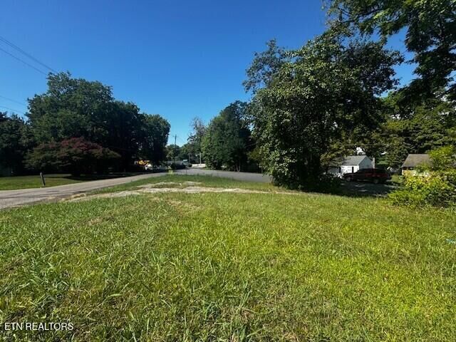 Property Photo:  2739 Wilson Ave  TN 37914 