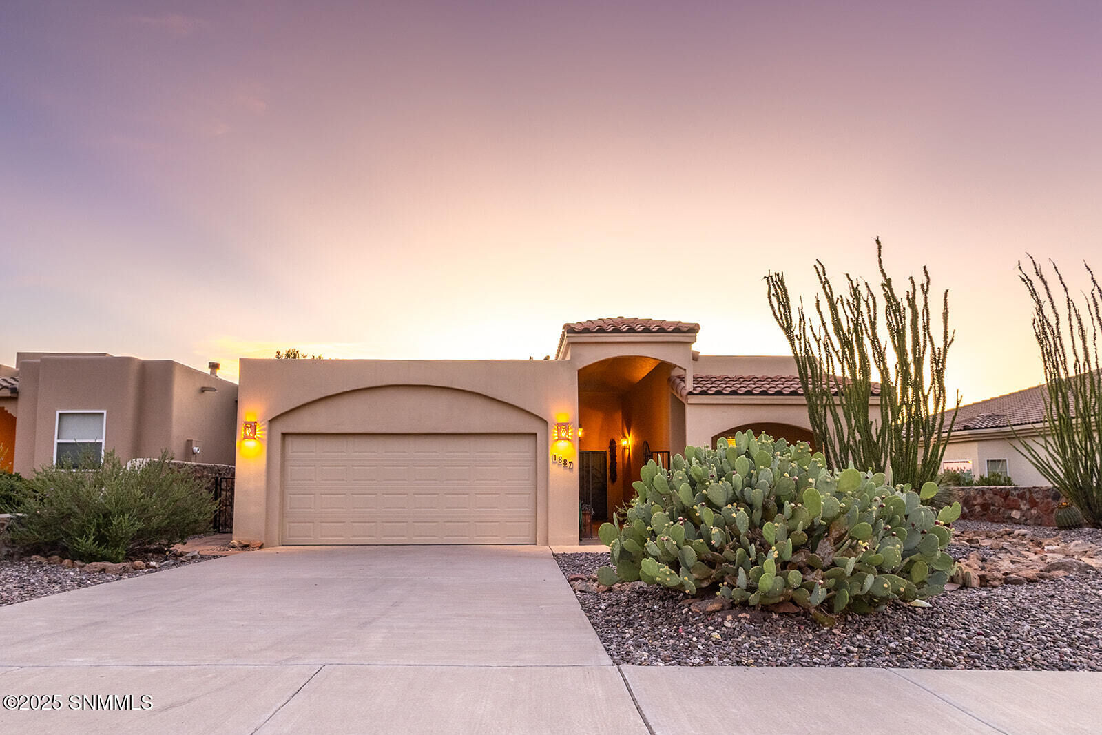 Property Photo:  1887 Sedona Hills Parkway  NM 88011 