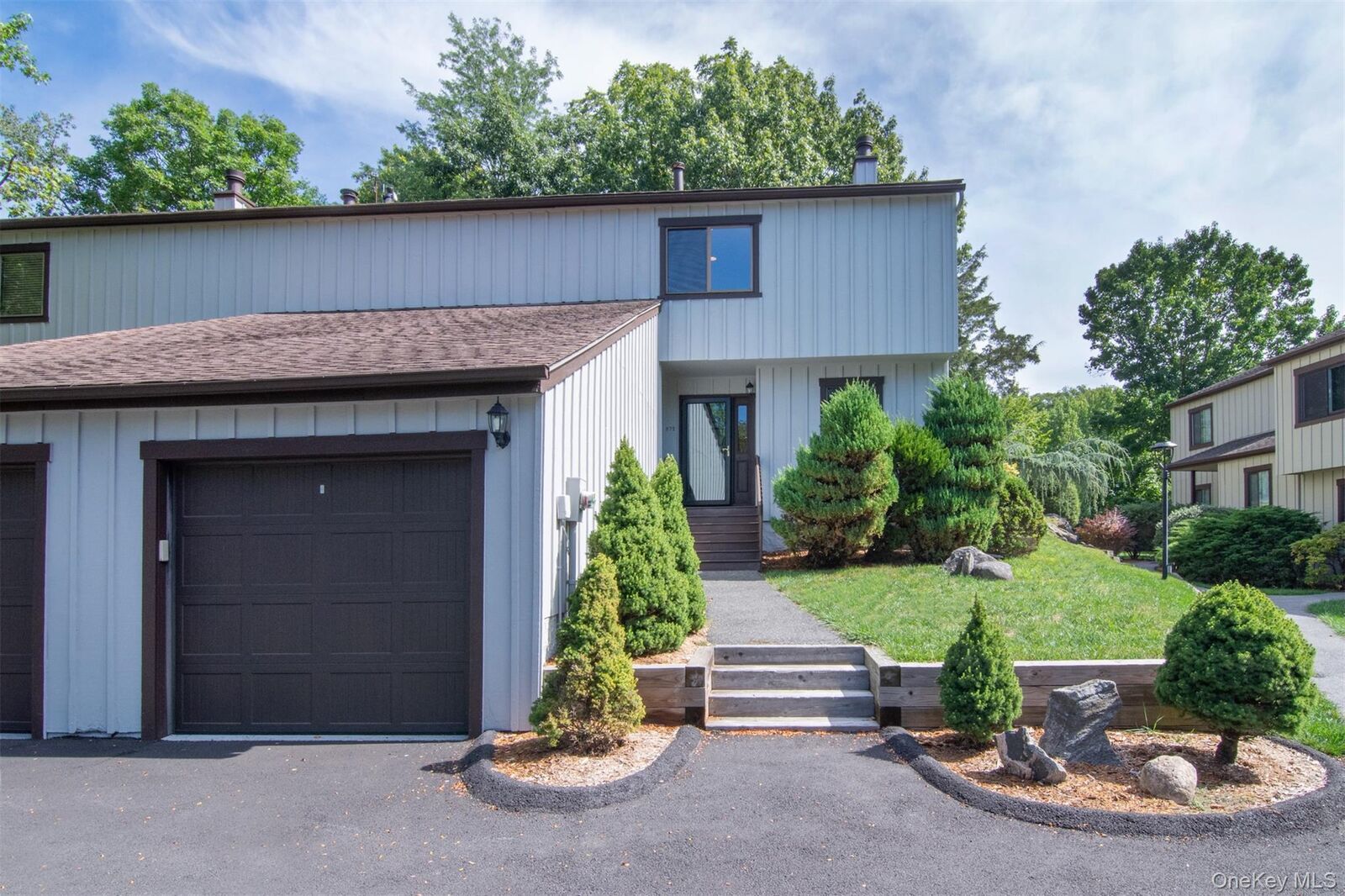 Property Photo:  272 Birch Lane  NY 10533 