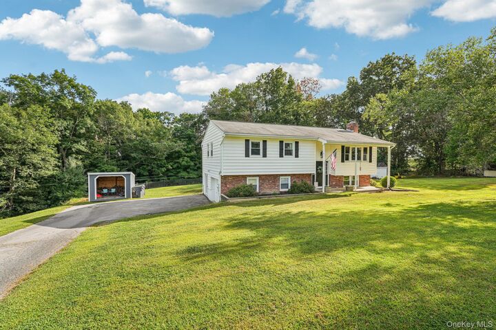 Property Photo:  35 Schrempp Lane  NY 12566 