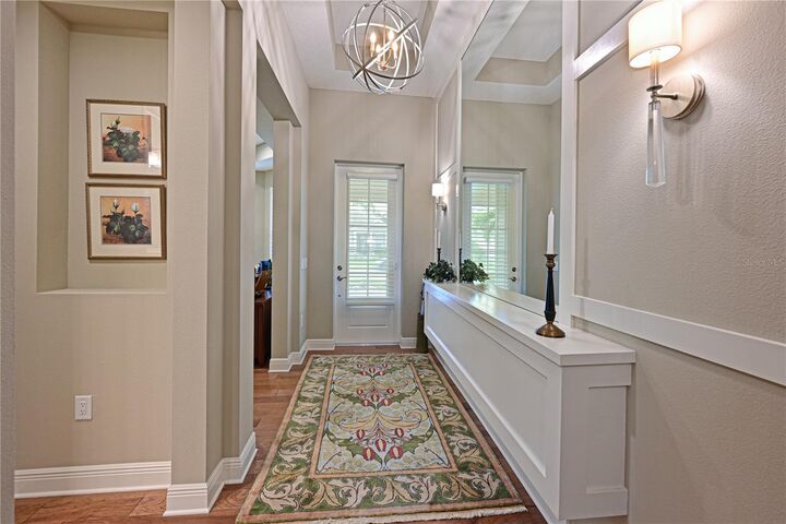 Property Photo: 8031 Sandstar Way FL 34240