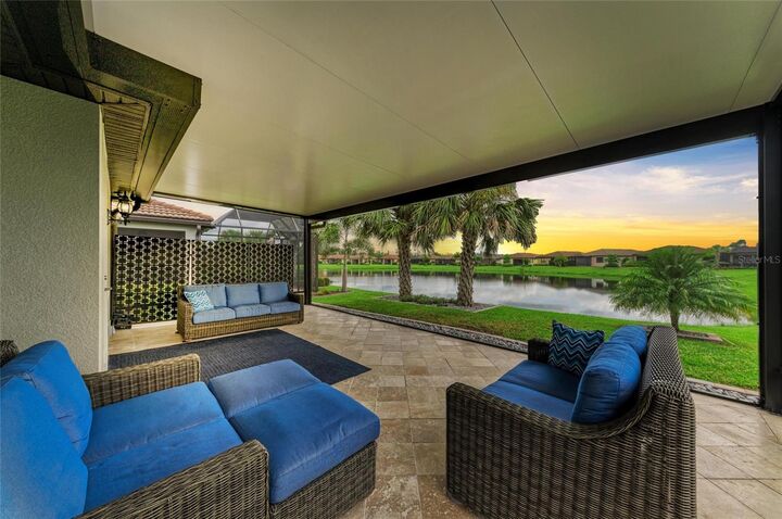 Property Photo:  7025 Holbrook Cove  FL 34202 
