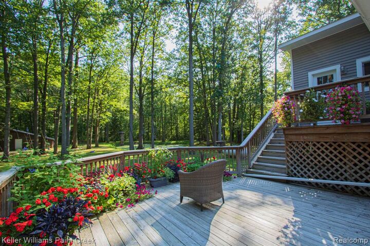 Property Photo:  27200 Irwin Road  MI 48062 2617 