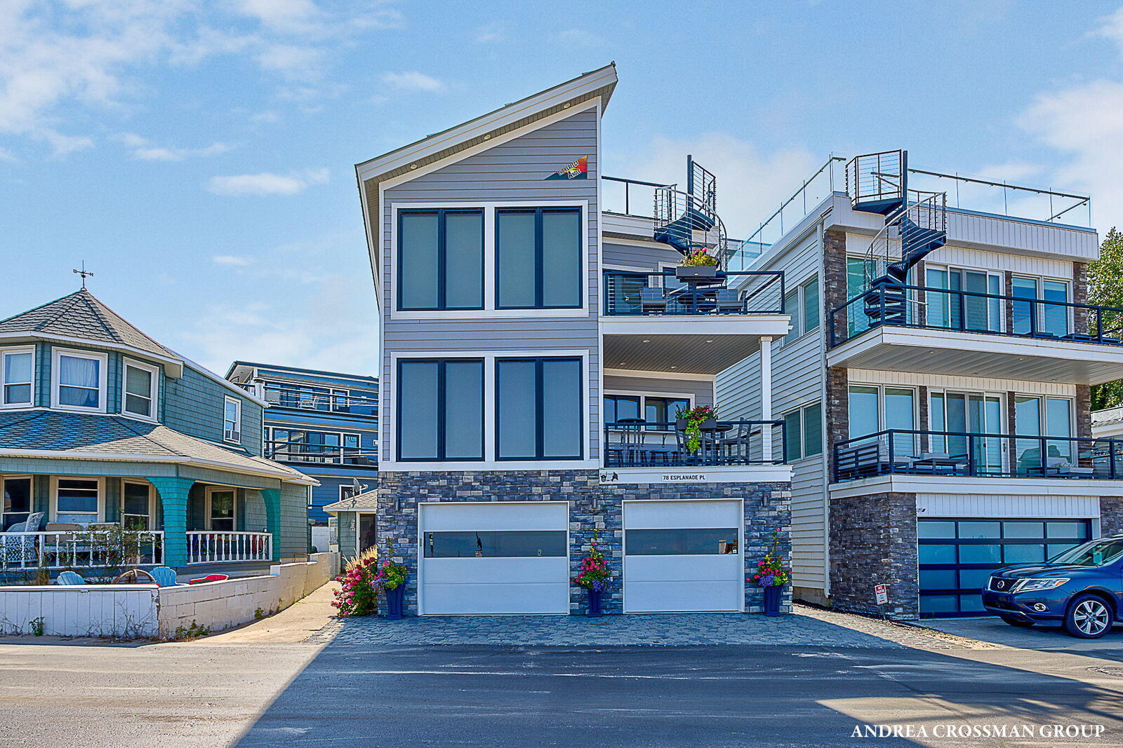 Property Photo: 78 Esplanade Place MI 49090