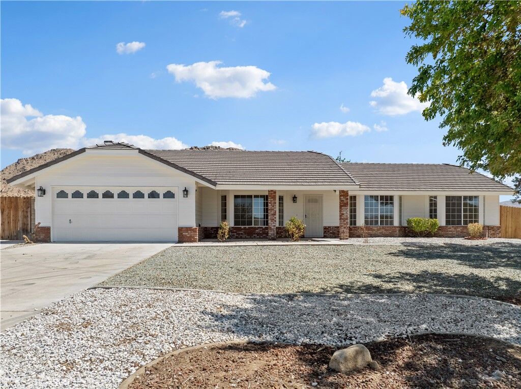 Property Photo: 16923 Ouray CA 92307