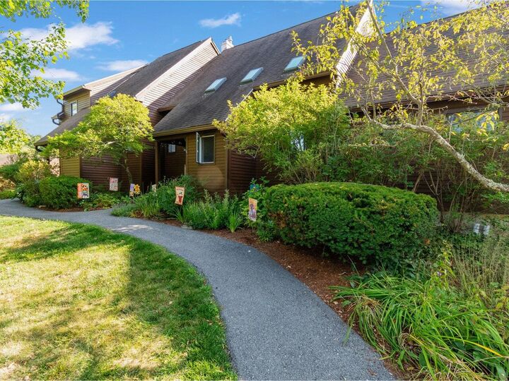 Property Photo: 422 Acorn Lane VT 05482