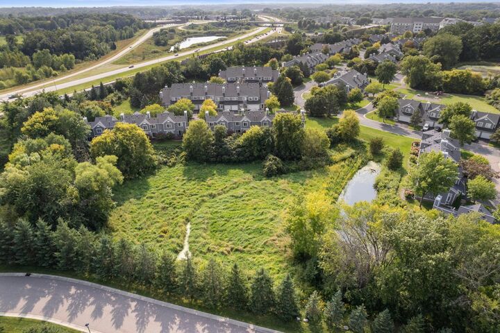 Property Photo:  420 Monk Court  MN 55317 