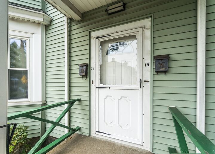 Property Photo:  21 Gardner Street 1  MA 02453 