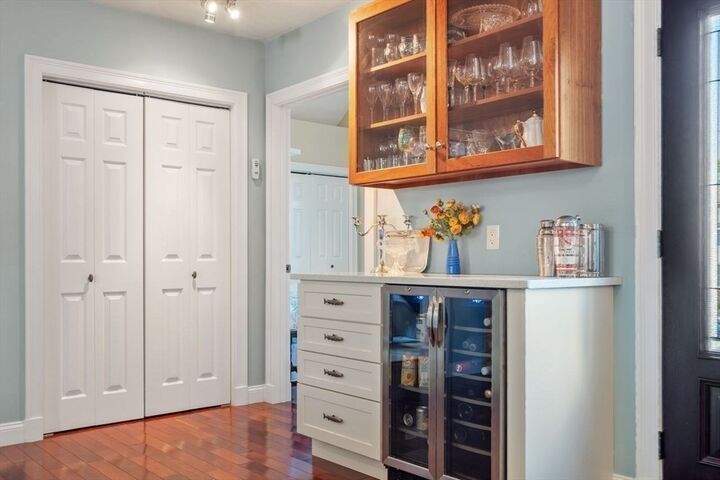 Property Photo:  158 Lowell 4  MA 01960 