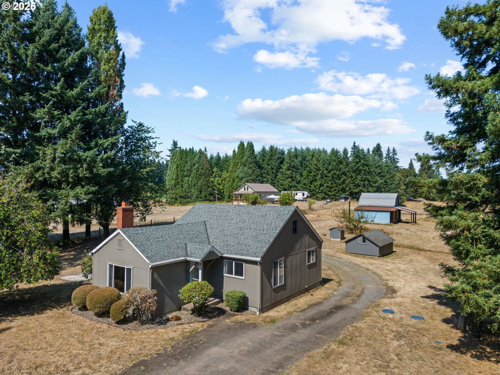 Property Photo:  6106 NE 139th St  WA 98686 