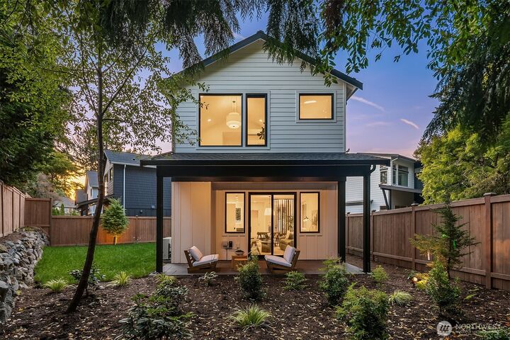 7022  127th Avenue NE  Kirkland WA 98033 photo