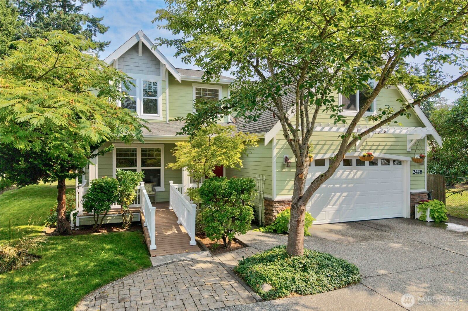 Property Photo: 2428 Jones Avenue WA 98056