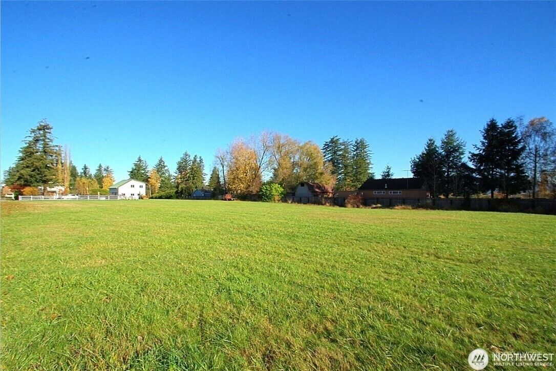 Property Photo:  44122  240th Place SE  WA 98022 