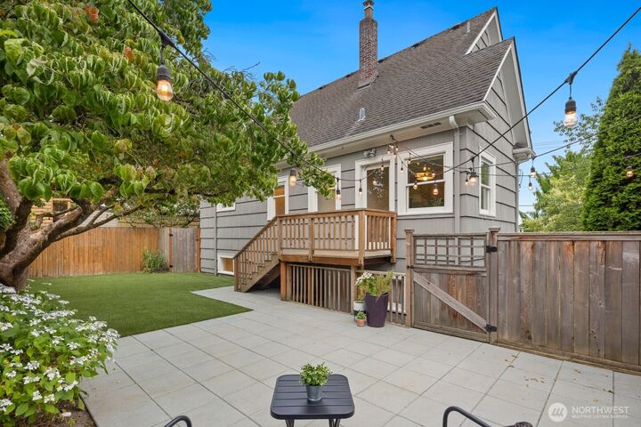 3106 NE 60th Street  Seattle WA 98115 photo