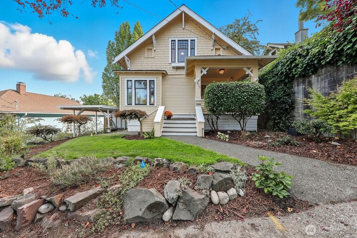 Property Photo:  911 N 47th Street  WA 98103 
