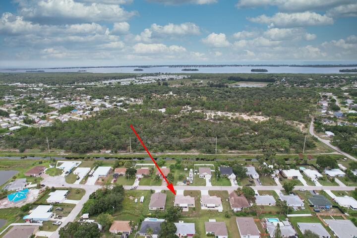 Property Photo: 1945 Sunrise Drive SW FL 32962